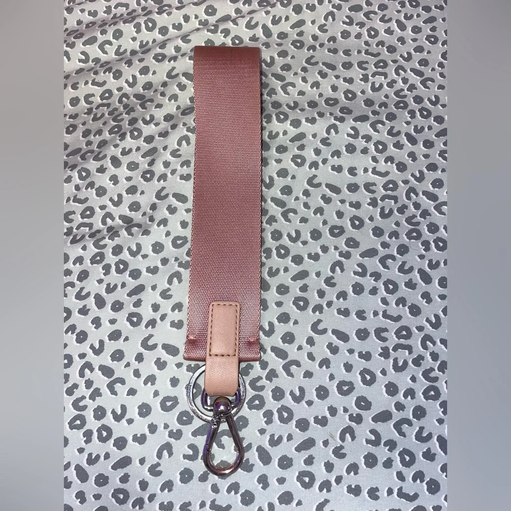 No Longer Sold Lululemon Lanyard - Picture 4 of 4